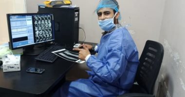 الجيش الأبيض.. "أحمد" فنى أشعة على خط مواجهة كورونا بمستشفى جامعة الزقازيق