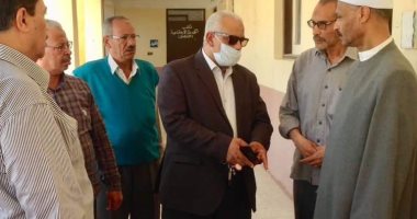 رئيس منطقة الإسكندرية الأزهرية يتفقد معهد المدينة المنورة 