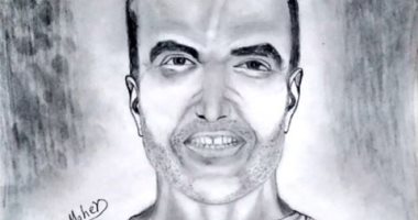 "اندرو" من قنا يشارك برسمة للبطل "المنسى" تقديرا لروح الشهيد