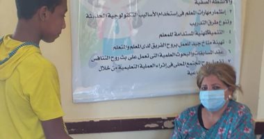 مدارس أسوان تتسلم المشروعات البحثية لطلاب المدارس لليوم الرابع