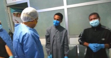خروج حالتين بعد تعافيهما من فيروس كورونا بمستشفى حميات الغردقة..صور