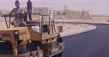 رئيس مدينة رأس سدر يتابع التزام العاملين بإجراءات مواجهة كورونا.. صور