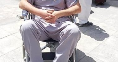 نقيب أطباء كفر الشيخ يكشف قصة طبيب فقد بصره في مستشفى عزل بلطيم