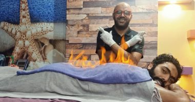 صور .. حسين الشحات يخضع لجلسة استشفاء بـ " الفوطة النارية "