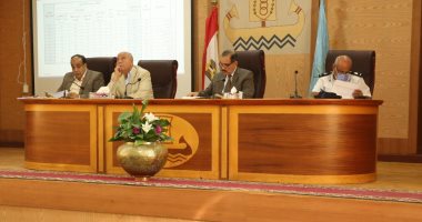محافظ كفرالشيخ يبحث سبل استرداد أراضى أملاك الدولة مع المتغيرات المكانية