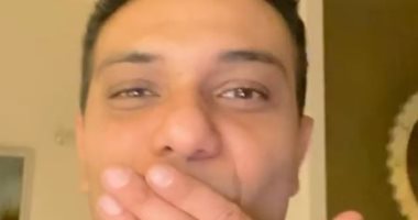 مستنى رضوان ينتقم.. آسر ياسين يهنئ محمد رمضان على "البرنس" بطريقته الخاصة