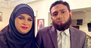 الفنان إسلام إبراهيم ساخرا: انفصلت عن ظافر العابدين وارتبطت بـ"آسر ياسين"