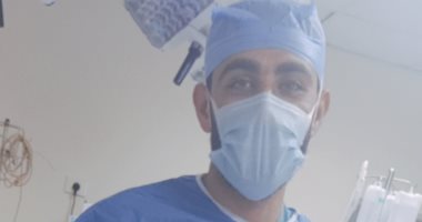 الجيش الأبيض.. "محمد" ممرض عمليات فى مواجهة كورونا بمستشفى جامعة قناة السويس