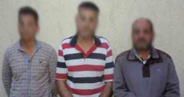 القبض على 3 عاملين بشركة بترول بتهمة التلاعب بسجلات الصرف لصالح محطة بنزين