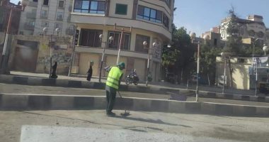 صور.. حملة نظافة ورفع القمامة والتراكمات وتمهيد الطرق بمحافظة الشرقية