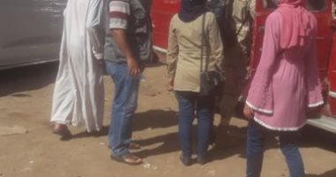 سائقو موقف تلا بالمنوفية ينفذون قرار الحكومة ويطالبون الركاب بارتداء الكمامة