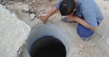 مدينة الزينية تستكمل التوصيلات المنزلية للصرف الصحى.. صور