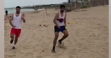 شاهد.. فرجانى ساسى يؤدى التدريبات على الرمال استعدادا لعودة الإيجيبشن ليج