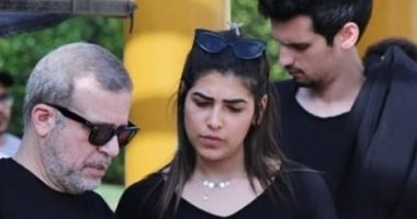شريف منير فى كواليس "ونحب تانى ليه" قبل انتهاء تصوير المسلسل