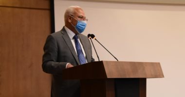محافظ بورسعيد: توفير كافة التيسيرات لطلاب الثانوية ومراقب صحى بكل لجنة 