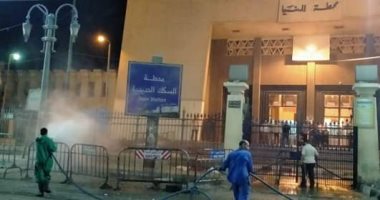 رش وتطهير وحملات نظافة بمراكز المنيا بمبادرة "مع بعض هنقدر"