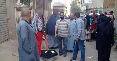 فض أسواق إسطنها وكفر الباجور بالمنوفية منعا للتزاحم بسبب كورونا ..صور