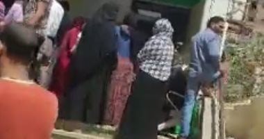 الأجهزة الأمنية تضبط مواطنا يرتدى زى منتقبات بمكتب بريد جرجا جنوب سوهاج