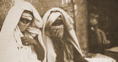 هل كان مسلمو الأندلس أول من استخدم الكمامة من أجل النظافة والوقاية؟