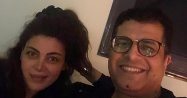سيلفي المونتاج..أيمن سلامة مع ريهام حجاج فى أخر أيام تصوير "لما كنا صغيرين"