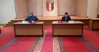 صور .. وزير الرياضة ينضم لاجتماع اللجنة الأولمبية 