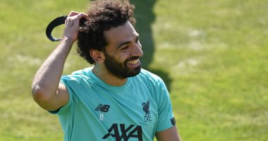 ليفربول يعود إلى الحياة بعد غياب 68 يوما بسبب كورونا.. محمد صلاح يصل مركز التدريبات بزجاج سيارة مشروخ.. تغير ملامح الفرعون ومانى وفيرمينو بعد الحجر المنزلى.. ويورجن كلوب يشبه مران العودة بأول أيام الدراسة