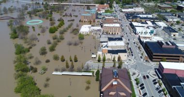 مصرع شخص وفقدان 4 آخرين فى فيضانات بوسط الصين