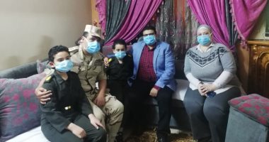 وفد من بنى سويف يزور أسرة الشهيد أحمد محمد عبده إسماعيل للتهنئة بعيد الفطر