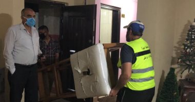 صور.. غلق نادى صحى بدون ترخيص يعمل فى أوقات الحظر بالدقى