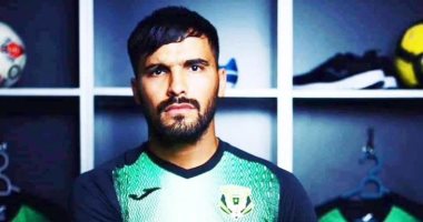 الأهلي يرد على الجزائري بن عيادة حول وجود مفاوضات من جانب القطبين لضمه