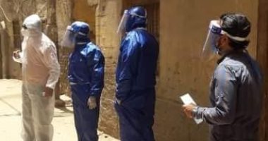 صور.. فريق الترصد والطب الوقائى بالطود يقود جولات توعية بقرى شرق الأقصر