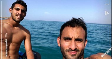 أحمد ياسر ريان فى رحلة نيلية بصحبة شقيقه للتغلب على ملل كورونا