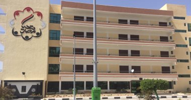 الطلاب الجدد والقدامى يتقدمون للالتحاق بالمدينة الجامعية ببورفؤاد