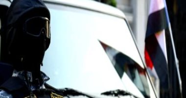 صور.. قوات الداخلية تنتشر في شوارع مصر قبل عيد الفطر