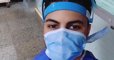 جيشنا الأبيض.. "عبد الله" فنى تمريض بمستشفى المنصورة على خط مواجهة كورونا