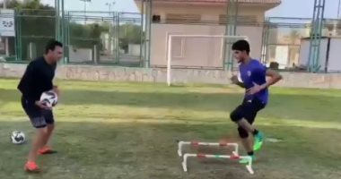 أحمد الشيخ يعجز عن هز شباك الحضرى.. والأخير: "شد حيلك واكسبنى مرة"