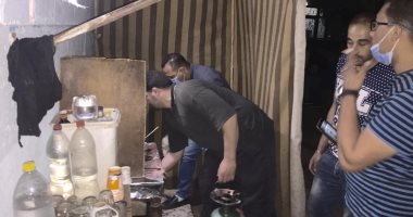 غلق مقهيين ومصادرة محتوياتهما بالمنصورة لمخالفة الإجراءات الاحترازية