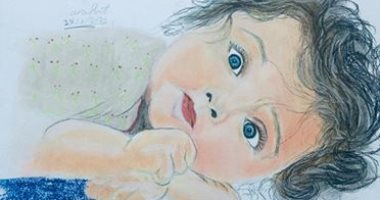 قارئ يشارك برسومات فنية تبرز موهبته فى رسم البورتريه