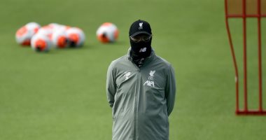 كلوب يتعهد بإهداء تتويج ليفربول بالدوري الإنجليزي لطفل مريض بالسرطان