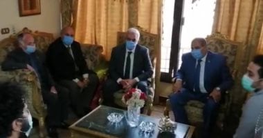 صور.. جامعة الأزهر تكرم شهداء فيروس كورونا تنفيذا لتكليفات الرئيس