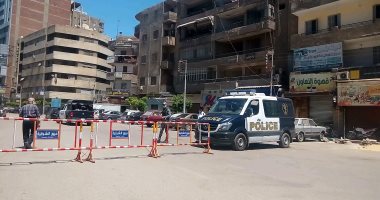 صور.. حواجز مرورية بالشوارع الرئيسية بالشرقية للحد من حركة المواطنين في العيد