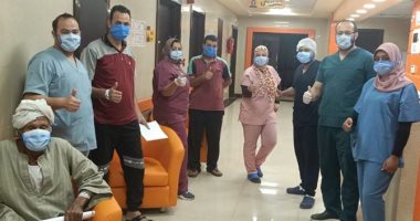 مستشفى إسنا للحجر الصحى تعلن خروج وتعافى 3 مواطنين بأول أيام العيد.. صور