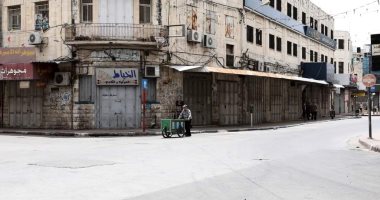 بأول أيام الفطر.. حضر العيد وغاب الناس والفرحة فى نابلس بسبب كورونا.. صور