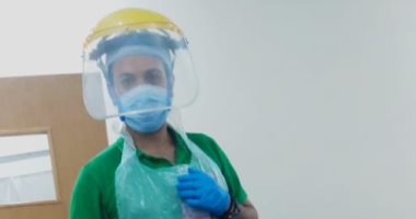جيشنا الأبيض.. "أحمد" ممرض على خط مواجهة كورونا بمستشفى شبين الكوم الجامعى