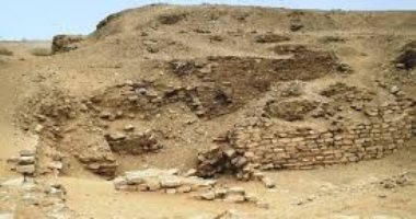 اكتشافات القرن الـ20.. مكتشف هرم سخم خت اتهم بضياع آثار من عهدته فانتحر 