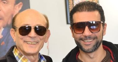 محمد صبحى مع قراء "اليوم السابع" لايف على صفحة فيس بوك بعد قليل