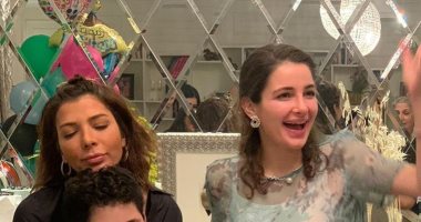أصالة تحتفل بعيد ميلاد توأمها على وأدم فى المنزل.. فيديو وصور