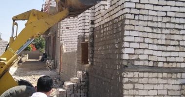 صور.. المحافظات تواصل إزالة التعديات على الأراضى الزراعية وأملاك الدولة 