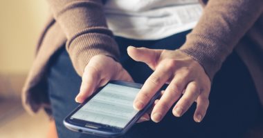 كيف تسبب الانسياق وراء شائعات كورونا في وفاة البعض؟