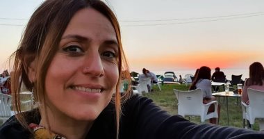 بعد تعافيها من فيروس كورونا.. نجمة la casa de papel فى أول خروج من الحجر الصحى.. صور